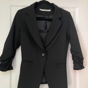 Gibson Blazer - Rouched Sleeves